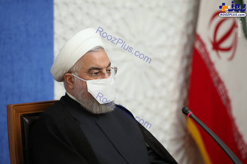 ماسک جدید روحانی! +عکس