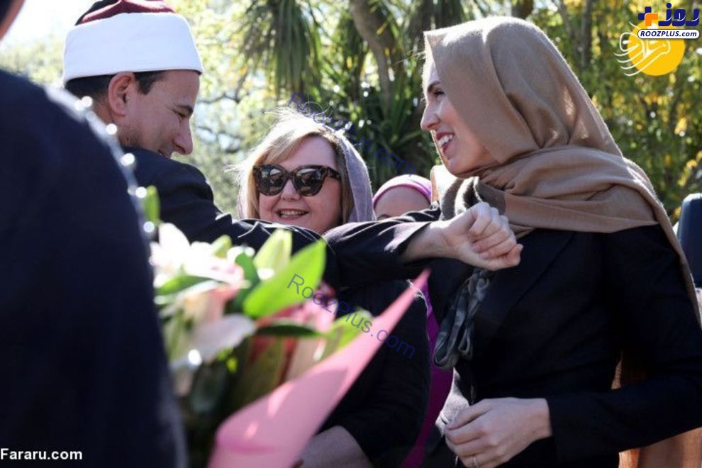 عکس/حجاب نخست وزیر نیوزیلند در رونمایی از یادبود مسلمانان کشته شده