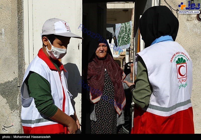 توزیع ماسک در جنوب تهران +عکس