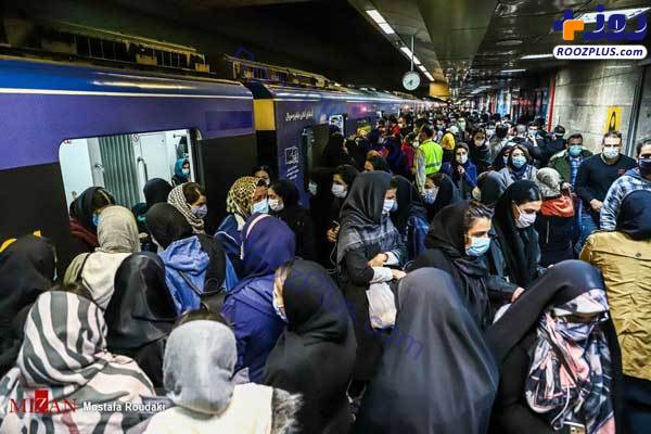 تصاویری وحشتناک از وضعیت متروی تهران بعد از ساعت ۱۸