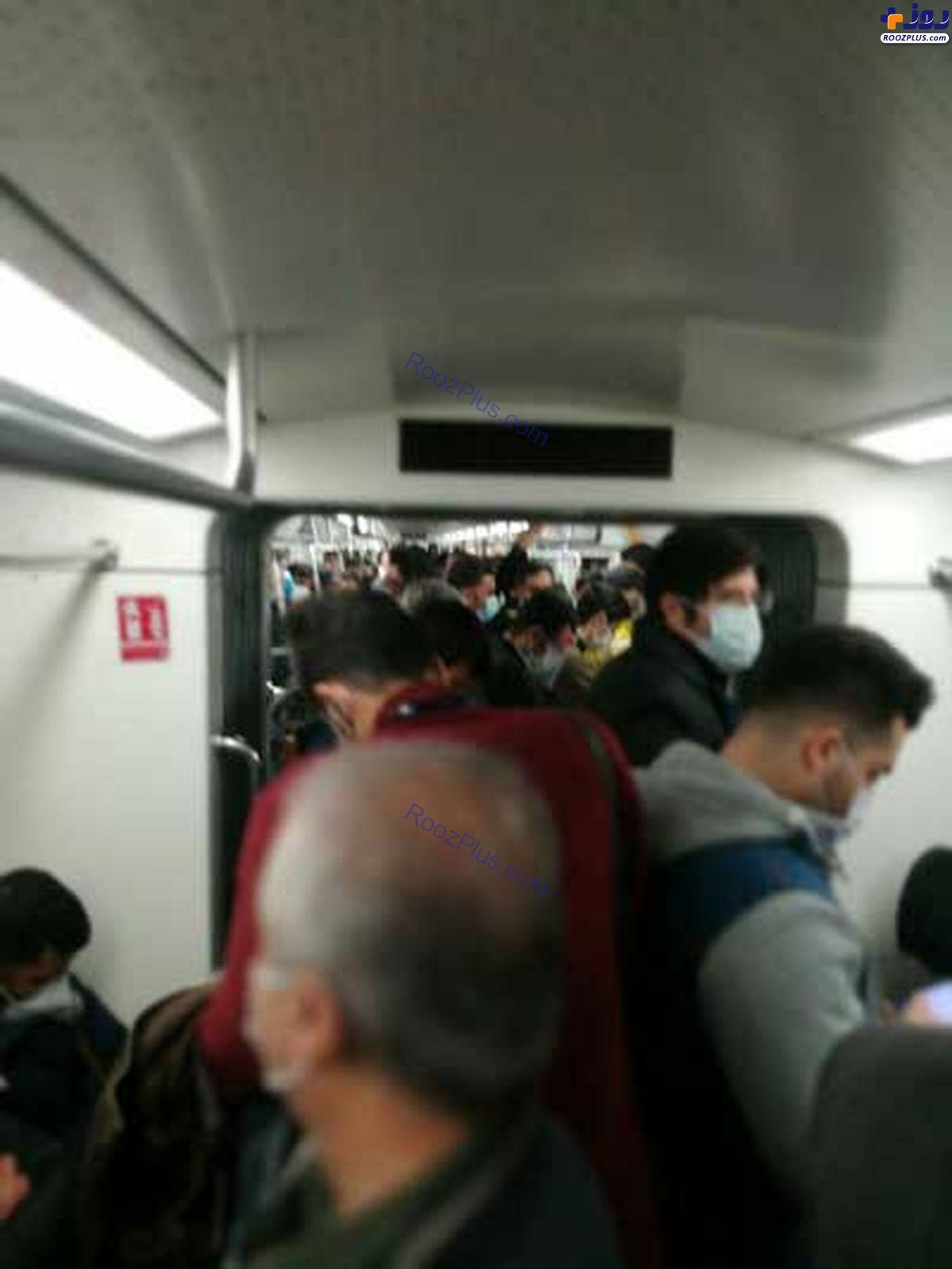 مترو و خیابان‌های تهران در نخستین روز محدودیت‌های کرونایی/عکس