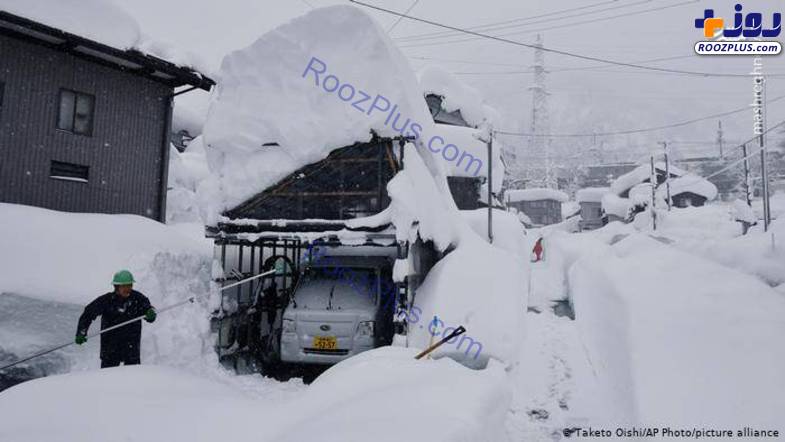 تصاویری از بارش شدید برف در ژاپن