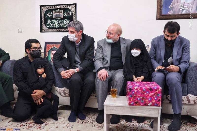 دیدار قالیباف با خانواده شهیدمحسن‌جعفری/عکس