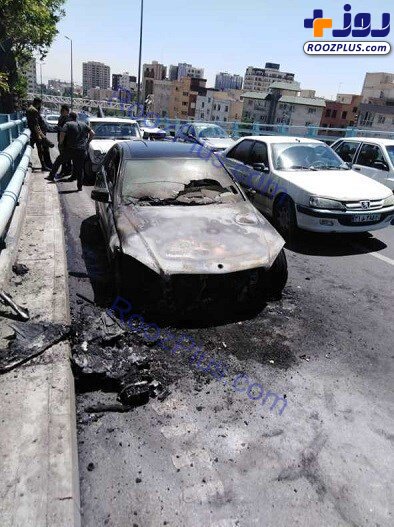 آتش گرفتن بنز روی پل ارتش تهران/عکس
