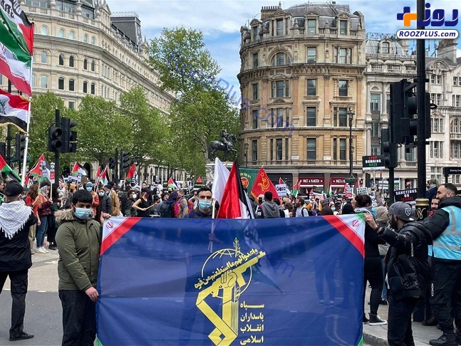 عکس/ اهتزاز پرچم سپاه در لندن