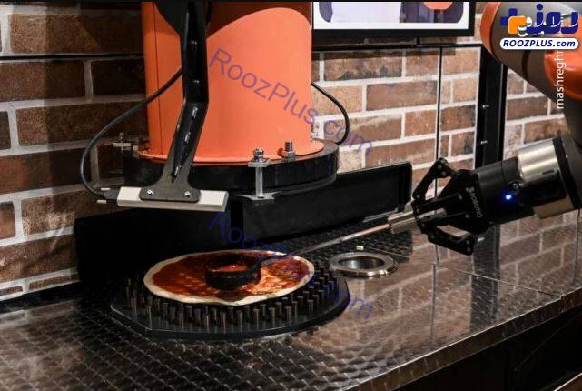 رباتی که پیتزا می پزد + عکس