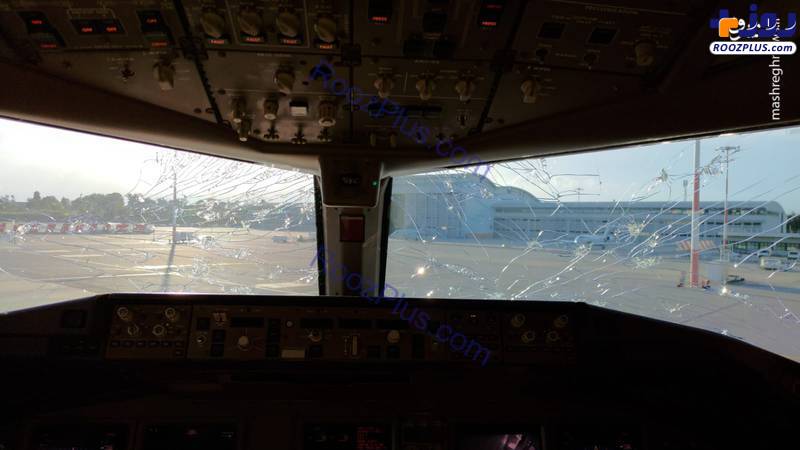 خروج یک هواپیما از طوفان تگرگ +عکس