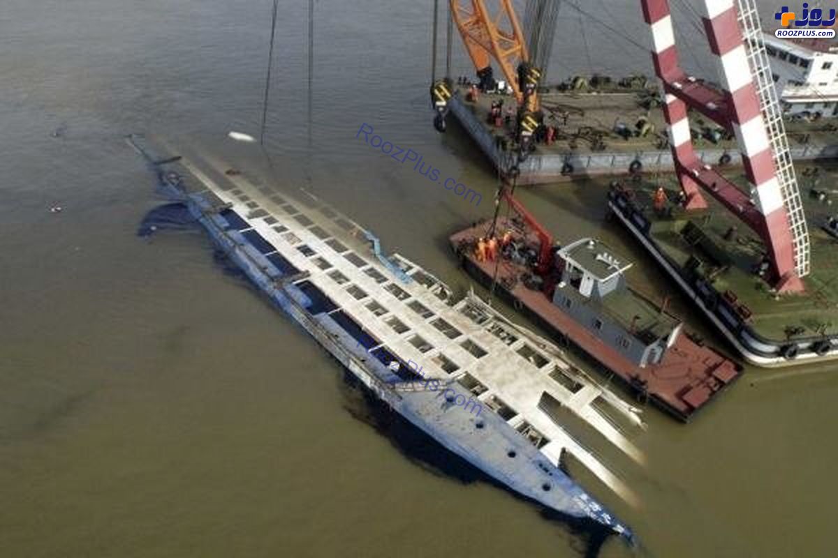 واژگونی یک کشتی چینی با ۷۰ سرنشین
