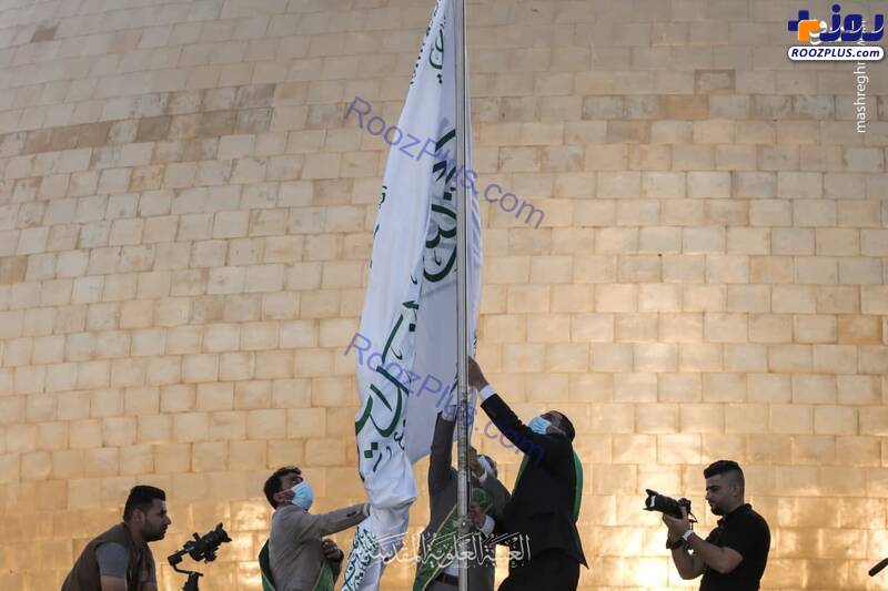 برافراشته شدن پرچم غدیر بر فراز حرم علوی+عکس