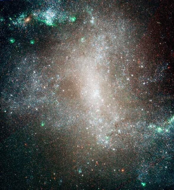 تصویر باشکوه یک کهکشان مارپیچی از نگاه دوربین هابل