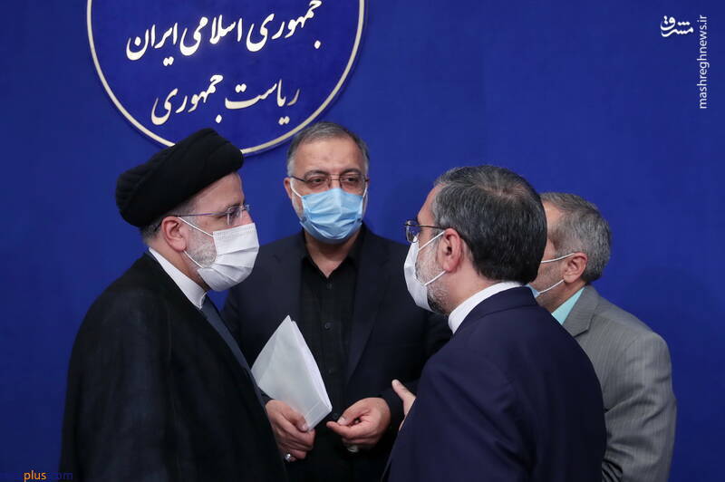 شهردار تهران در جلسه هیات دولت/عکس