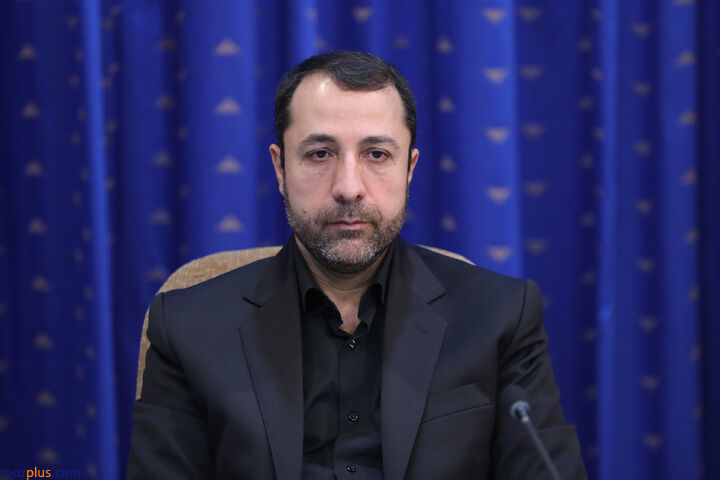 علی صالح آبادی رئیس کل بانک مرکزی شد