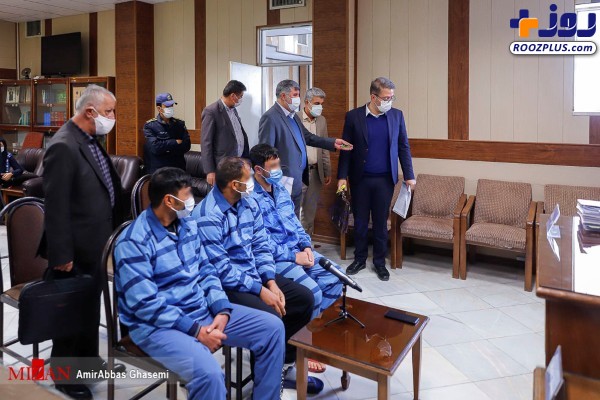 سارقان مسلح طلافروشی کرج در دادگاه محاکمه +عکس