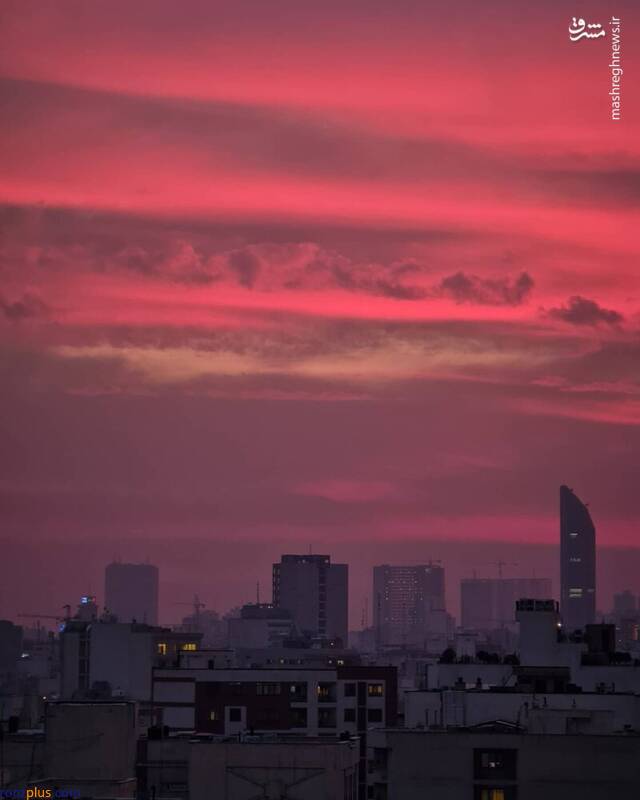 آسمان تهران قرمز شد/ عکس