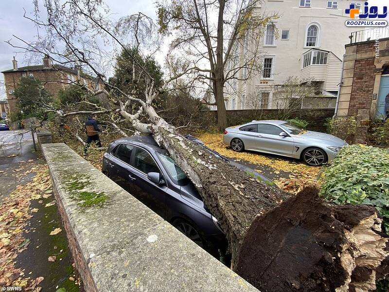 خسارات ناشی از طوفان شدید در انگلیس +عکس