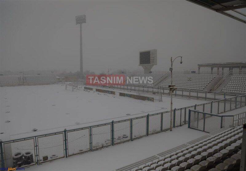 عکس/ وضعیت عجیب استادیوم تبریز در آستانه بازی تراکتور - استقلال