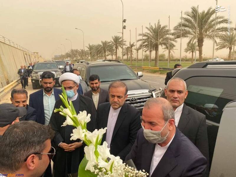 سفیر جدید ایران در عراق در محل شهادت سردار سلیمانی/ عکس