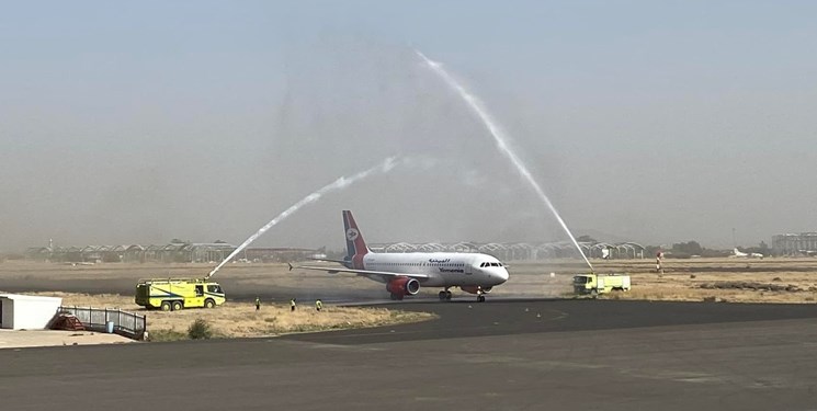 پس از ۶ سال؛ سرانجام اولین پرواز از فرودگاه تحت محاصره صنعاء انجام شد