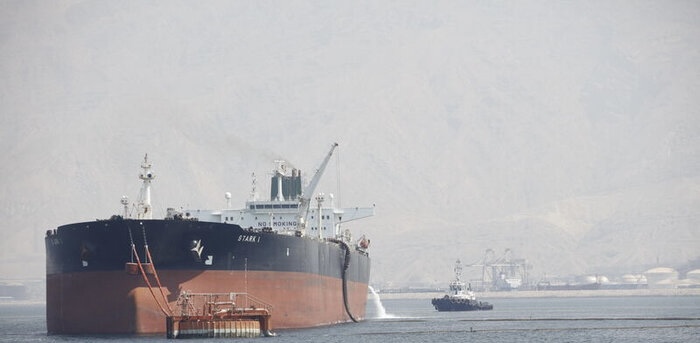 ادعای رویترز: ایران قیمت فروش نفت به مشتریان آسیایی خود را کاهش داده است