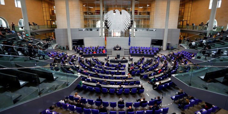پارلمان آلمان با بودجه 100 میلیارد یورویی نوین سازی ارتش موافقت کرد