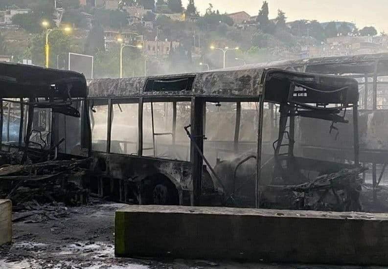 ادامه سریال حوادث مشکوک در فلسطین اشغالی/ ۱۸ اتوبوس طعمه حریق شد