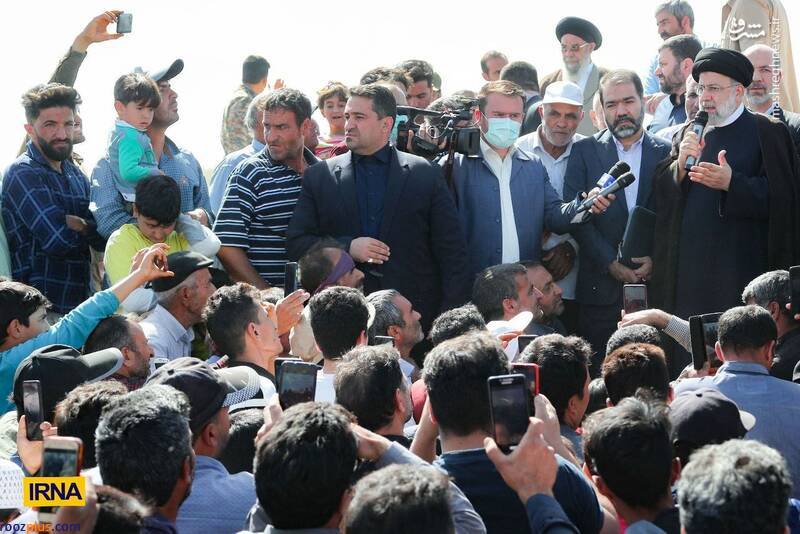 حضور رئیس‌جمهور در حاشیه زاینده رود/ عکس