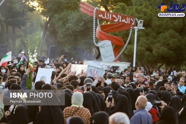 تشییع شهدای تازه تفحص شده در اصفهان +عکس