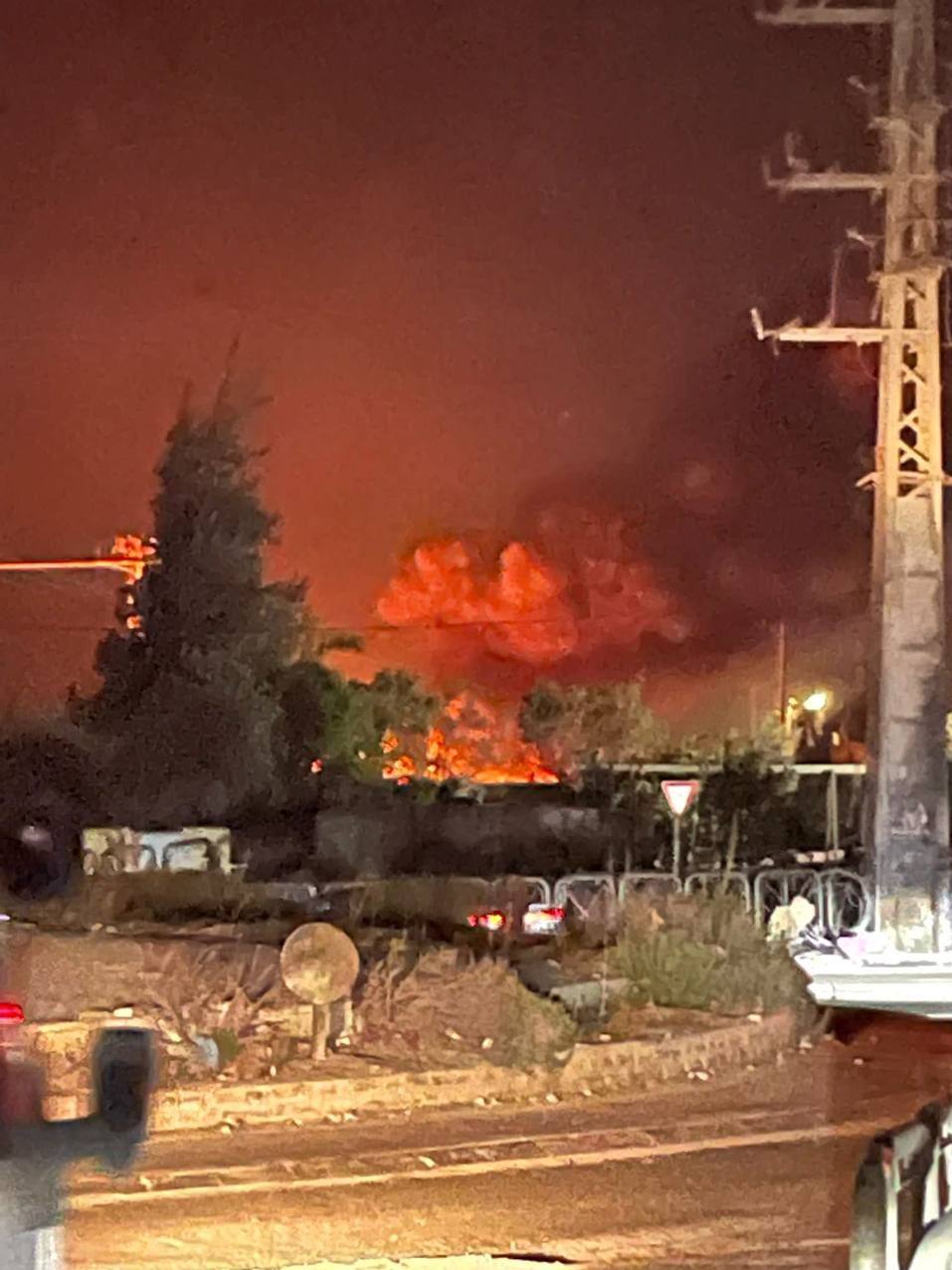آتش‌سوزی در یک پایگاه نظامی رژیم صهیونیستی در شمال قدس اشغالی