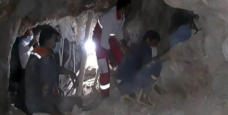 ریزش معدن کرومیت در منطقه چیل‌آباد ارزوئیه/۲ نفر محبوس شدند