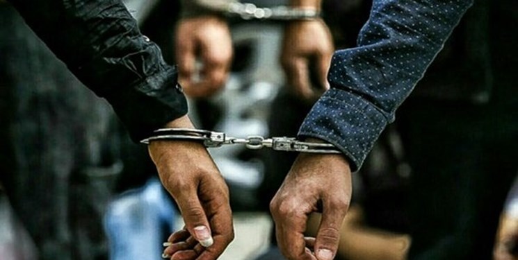 شرور سابقه دار و متواری غرب استان تهران در اسلامشهر دستگیر شد
