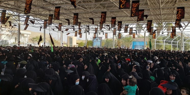 زائران سرگردان در مرز خسروی با اتوبوس‌های ایرانی به کاظمین منتقل شدند