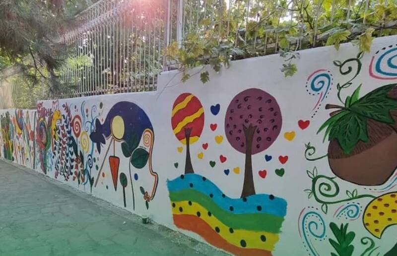 نقاشی ۵۰ میلیون تومانی روی دیوار یک پارک در شمال تهران