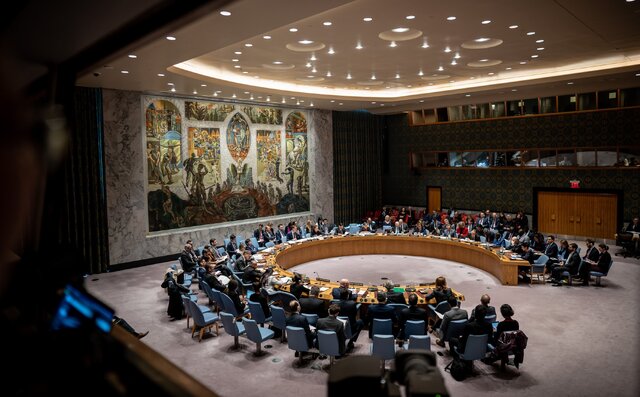 نشست شورای امنیت با محوریت تحولات غزه/ اکثریت خواستار محکومیت کشتار اسرائیل و توقف اقدامات نظامی این رژیم شدند/ فقط آمریکا دفاع کرد!