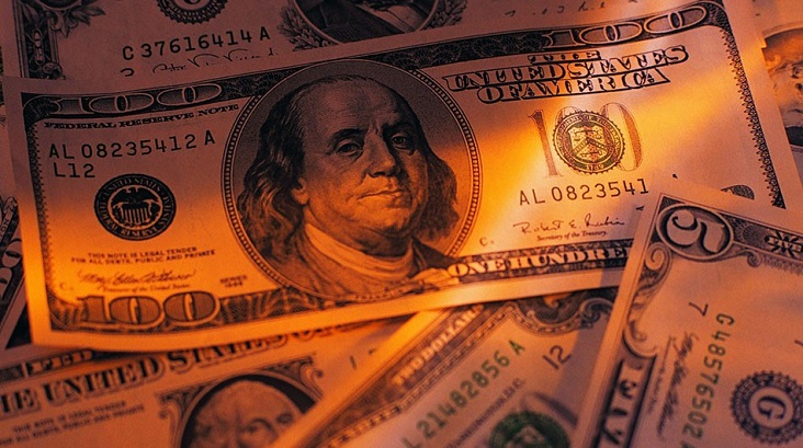چرا بهتر است به جای دلار کاغذی تتر بخریم؟