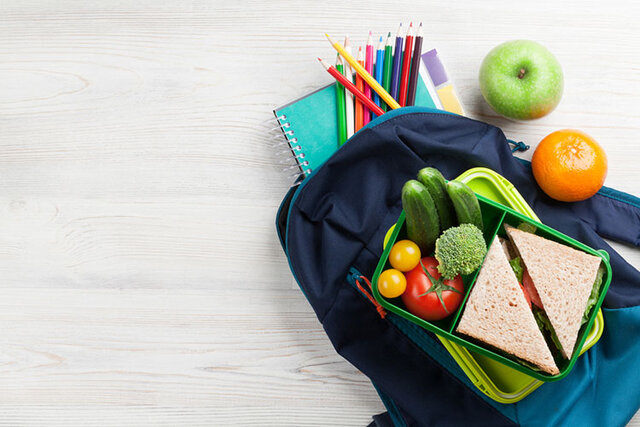 چه خوراکی‌هایی در کیف دانش‌آموزان بگذاریم؟