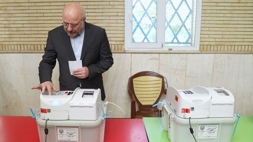 قالیباف در کدام حوزه انتخابیه رأی داد؟ +عکس