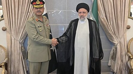 رئیسی: تقویت همکاری قوای مسلح ایران و پاکستان برای منطقه ثبات می‌آورد/ تلاش مشترک برای شکوفایی اقتصادی