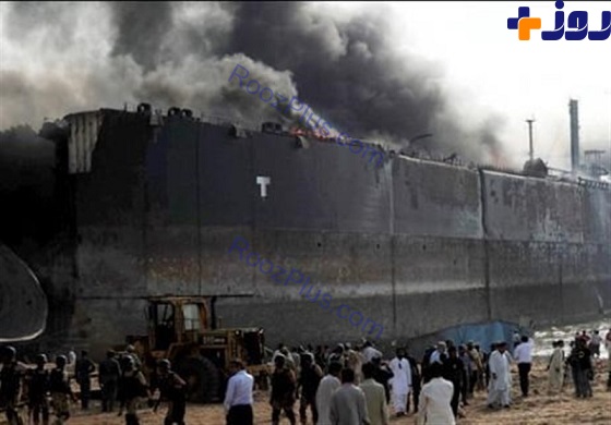 سوختن 18 تن در کشتی پاکستانی +تصاویر