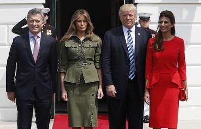 لباس نظامی ملانیا ترامپ در کاخ سفید+عکس