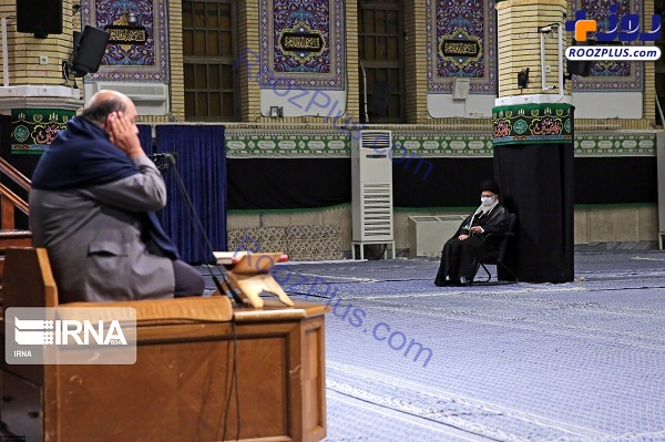 تصویری از رهبر انقلاب در اولین شب عزاداری محرم در حسینیه امام خمینی(ره)