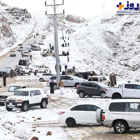بارش شدید برف در عربستان +تصاویر