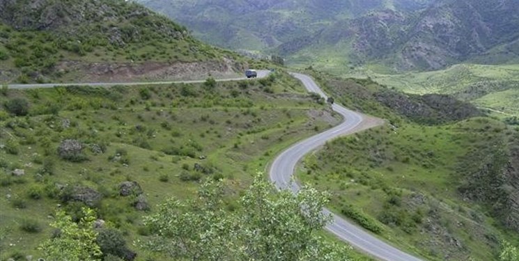 ایروان: بدون کنترل و عوارض گمرکی به باکو جاده نمی‌دهیم