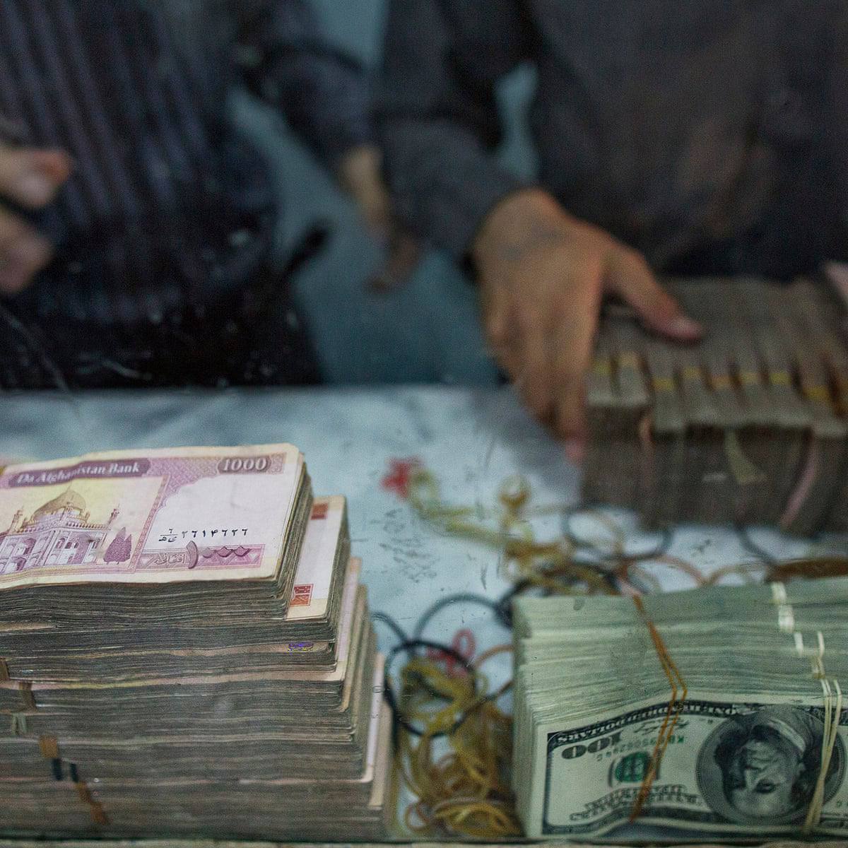 واکنش مقامات سابق افغانستان به دستور بایدن برای  تقسیم اموال این کشور میان آمریکاییان: سرقت آشکار