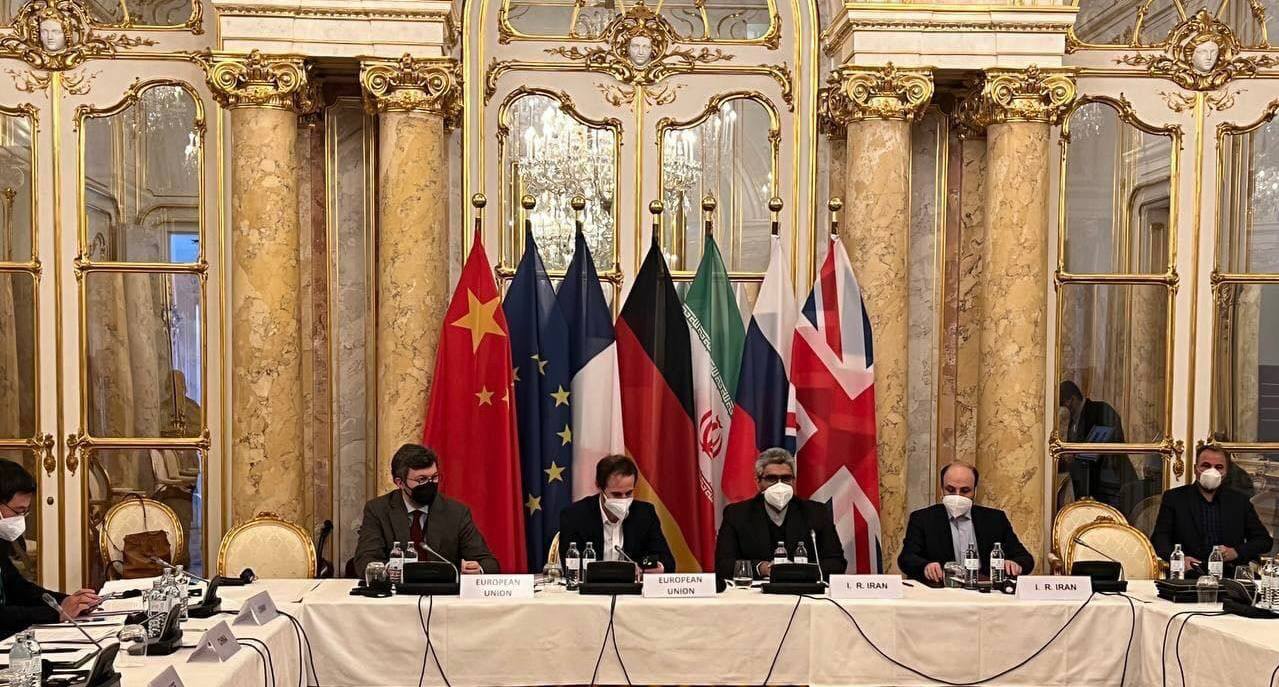 واشنگتن فرى بيكن:توافق جديد با ايران به سود روسيه و چين و به زيان آمريكاست