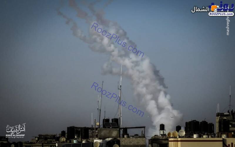 غرش موشک‌های محور مقاومت در آسمان فلسطین +عکس