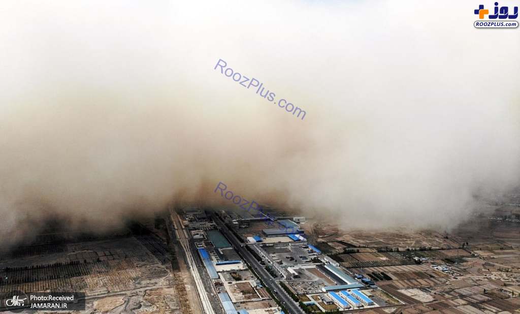 تصویر وحشتناک از طوفان شن در آسمان یکی از شهرهای چین
