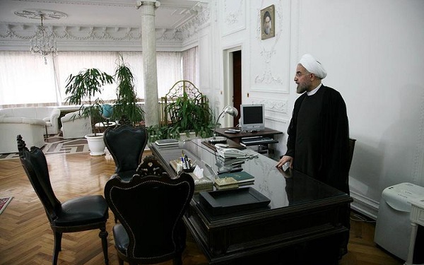 توضیحات نهاد ریاست جمهوری در خصوص مکاتبات بازنشستگی روحانی/ روحانی برای انتقال صندوق بازنشستگی‌اش از محل اعتبارات ریاست جمهوری ۳۶۲میلیون تومان فوق العاده مدیریتی میگیرد
