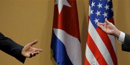 آمریکا در حال بررسی اعمال تحریم بر مقام‌های دولتی کوبا