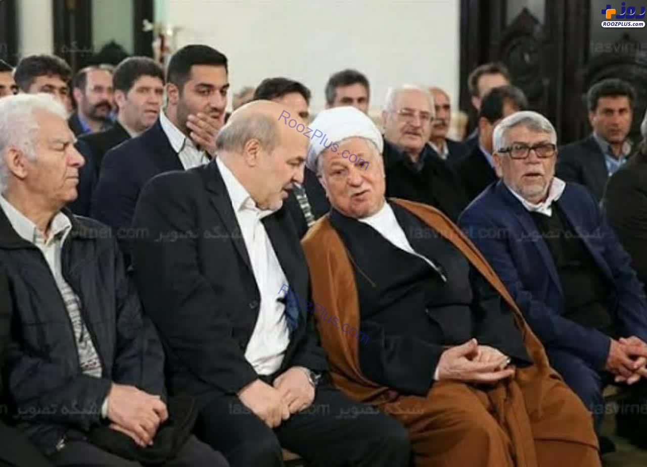 شیوه‌های نشستن عیسی کلانتری در یک نگاه +تصاویر