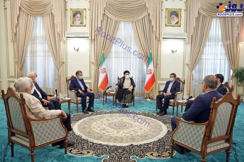 برای اولین بار؛ جلسه رئیس جمهور منتخب با دیگر کاندیدای انتخابات +عکس